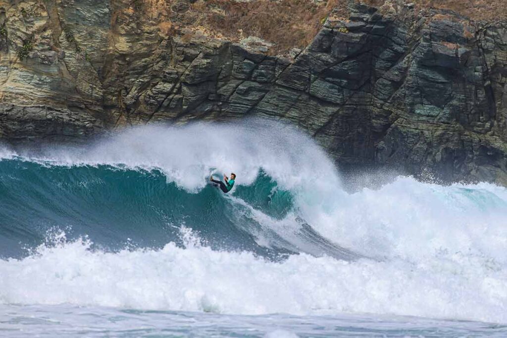 Enzo Cavallini maniobra 9.60 en el ABANCA Pantin Classic Galicia Pro 2025