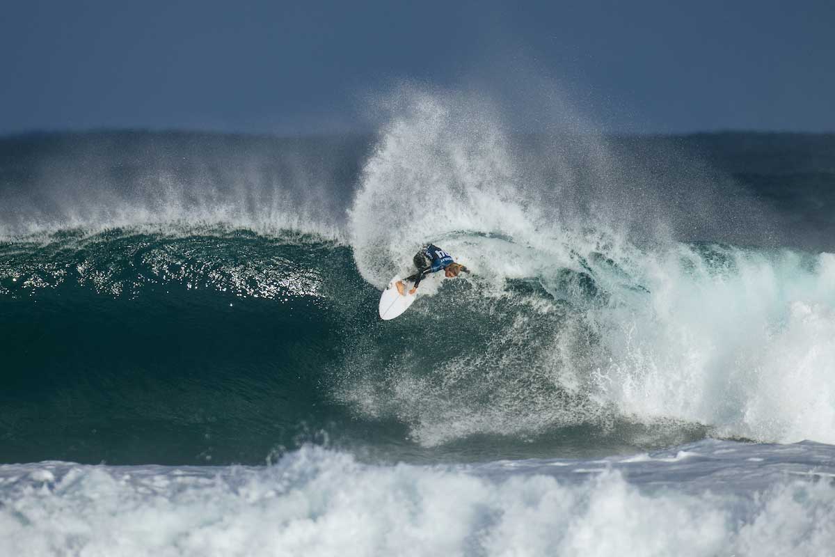 Bronte Macaulay compitiendo en Margaret River Pro 2026 tras ganar las Trials en Australia