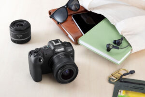 Canon EOS R8