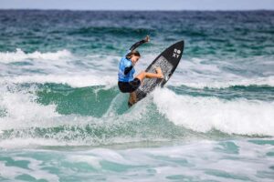 Janire González-Etxabarri gana el YETI Pro QS 4.000 de Boardmasters